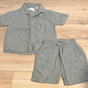 EUC Zara Size 4 Boys Matching Set